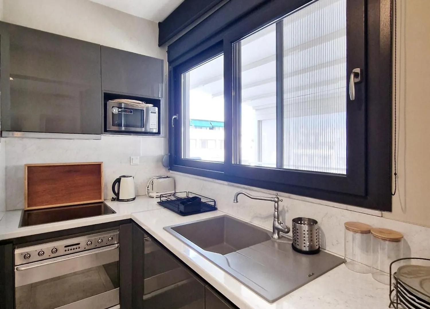Urban Quality Comfort Thessaloniki Apartment
